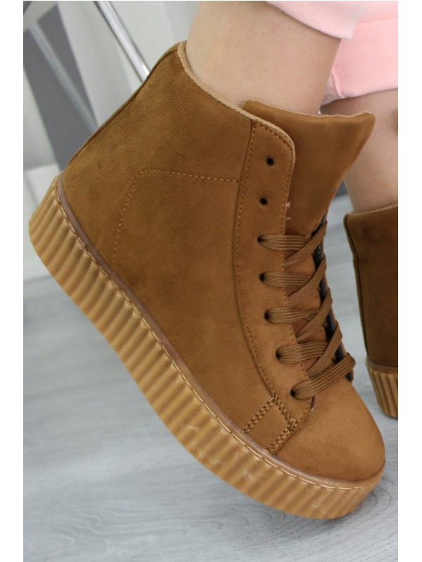 Camel Creepers Style