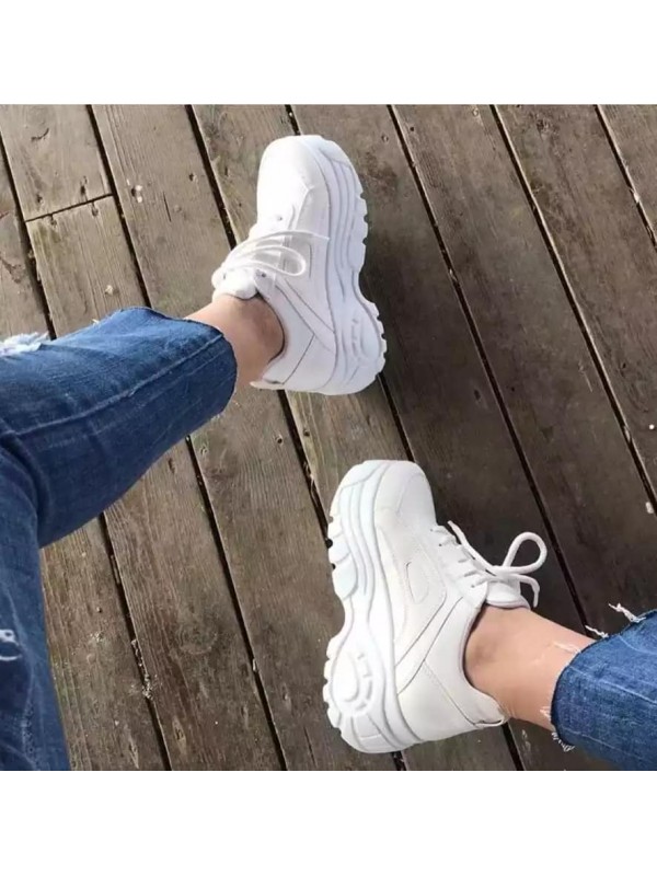 White platform sneaker