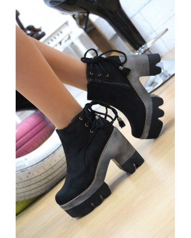 Bota Plataforma Chunky Black Style